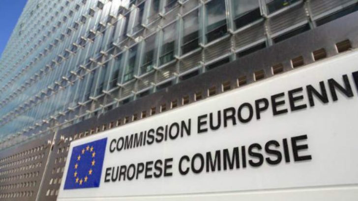 Rinnovo concessioni, Commissione Europea ribadisce: “Non esiste normativa specifica per settore gioco d’azzardo. Stati membri liberi di legiferare”